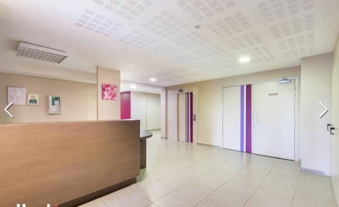 Studio Refait A Neuf Apartment Fréjus Exterior foto
